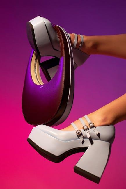 Incorporating Statement Pieces for a Luxe Ambiance