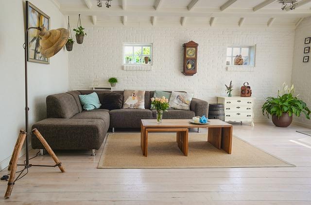 How to Use Vintage Pieces to Elevate Your Home’s Style