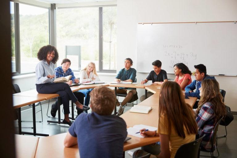 Practical Strategies for Fostering a Growth-Oriented Classroom Environment